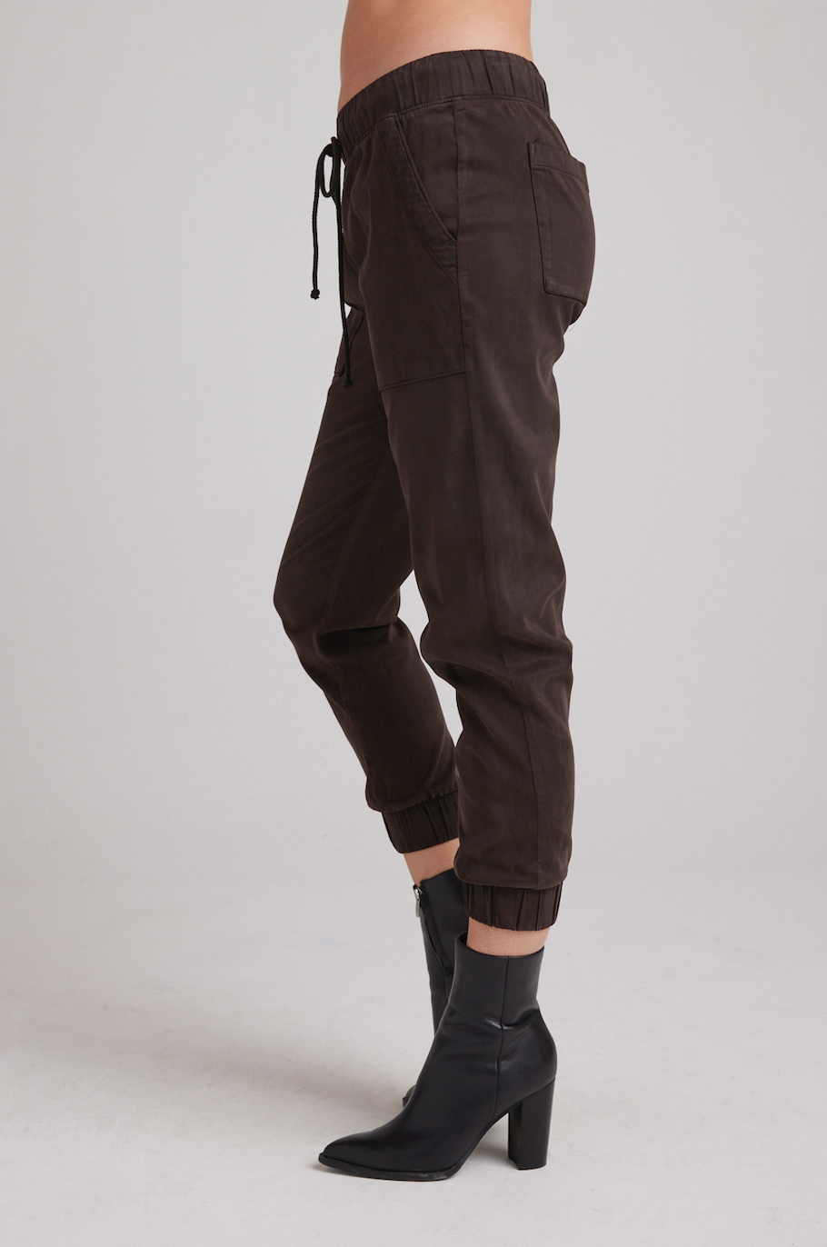 BELLA DAHL CHELSEA POCKET JOGGER