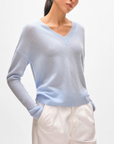 WHITE & WARREN FEATHERWEIGHT CASHMERE V NECK