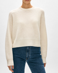 WHITE & WARREN RIBBED CASHMERE SADDLE SLEEVE CREWNECK