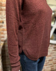 AUTUMN CASHMERE SOLID SHIRTTAIL CREW