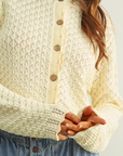 MIOU MUSE BUTTON FRONT CROCHET KNIT SCALLOP CARDIGAN