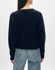 WHITE & WARREN RIBBED CASHMERE SADDLE SLEEVE CREWNECK