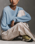 WHITE & WARREN RIBBED CASHMERE SADDLE SLEEVE CREWNECK