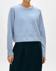 WHITE & WARREN RIBBED CASHMERE SADDLE SLEEVE CREWNECK