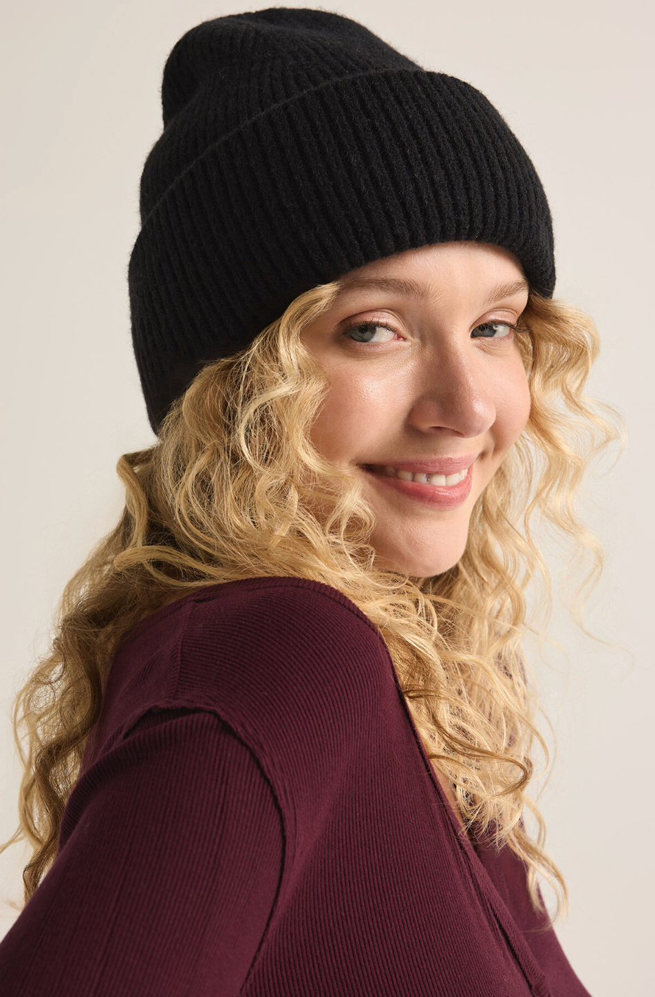 Z SUPPLY SNOW CAP BEANIE – Indigo display picture 1