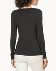 LILLA P LONG SLEEVE FITTED STRETCH CREW
