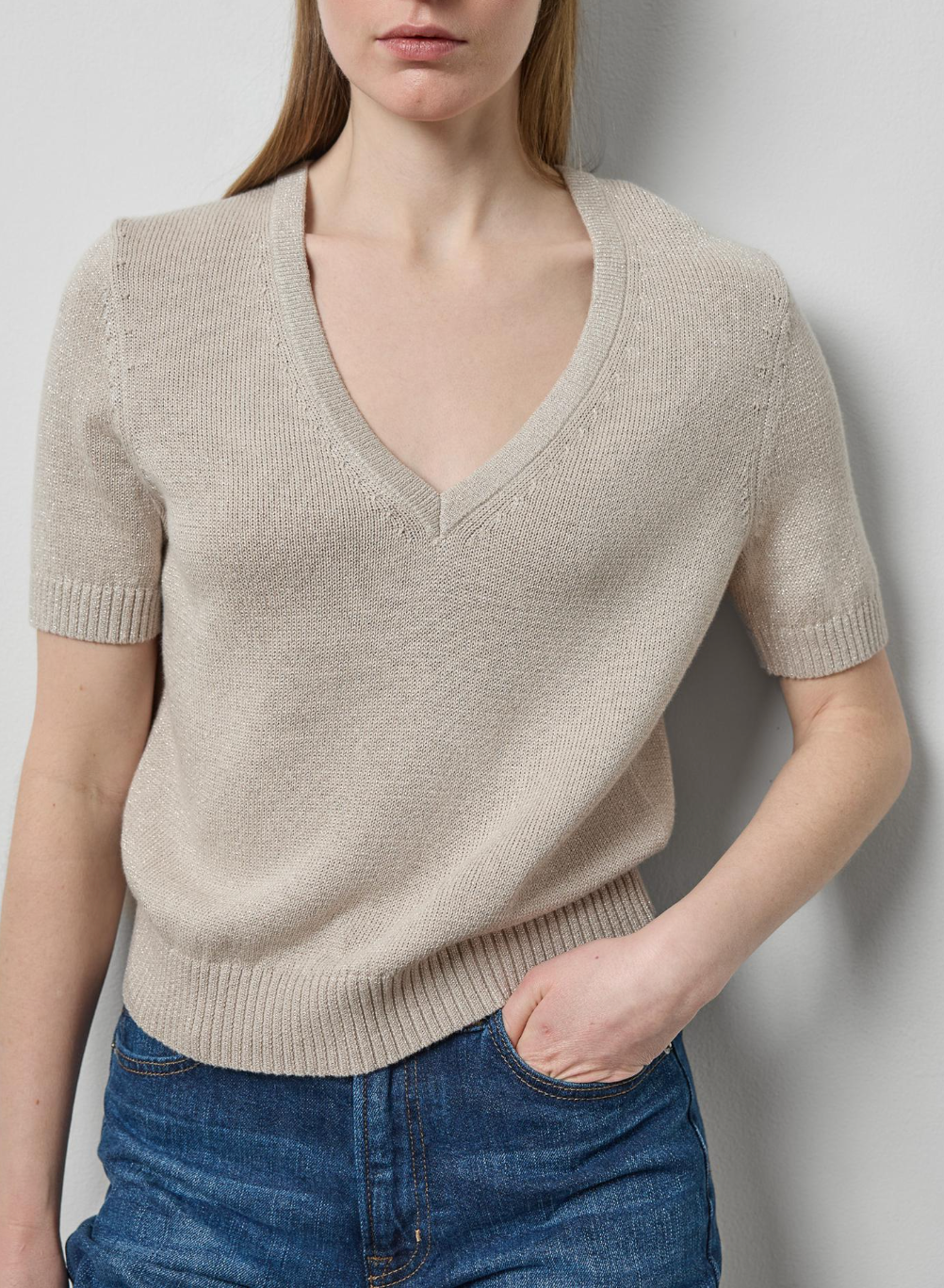 LILLA P SHORT SLEEVE V-NECK SPARKLE SWEATER