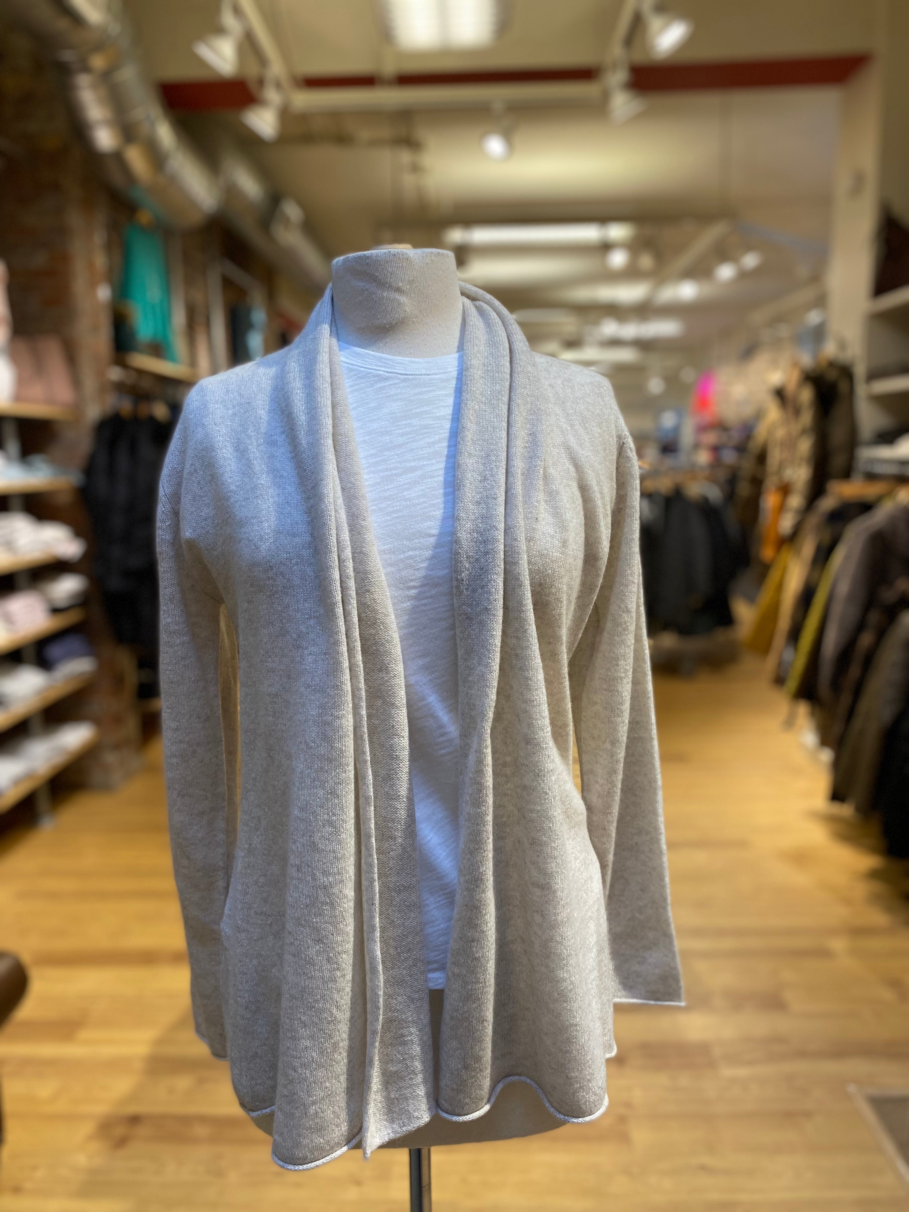 ALASHAN 100% CASHMERE MINI DUSTER