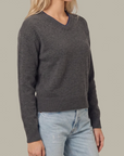 525 AMERICA SLOANE HIGH V-NECK DOUBLE TRIM CASHMERE PULLOVER