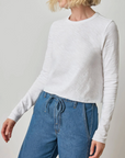 LILLA P LONG SLEEVE CROPPED TEE