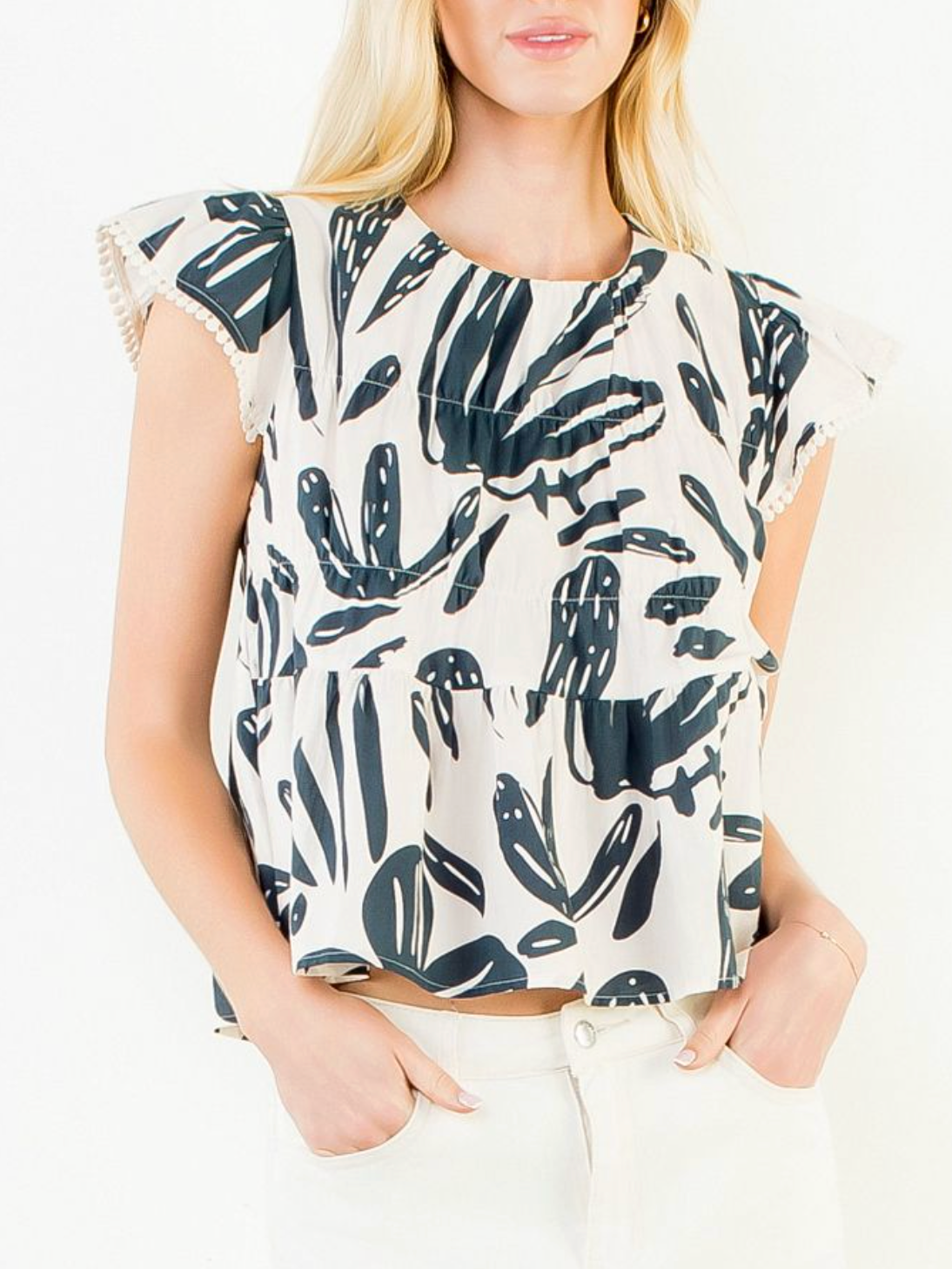 THML AVA LEAF PRINT SMOCKED TOP