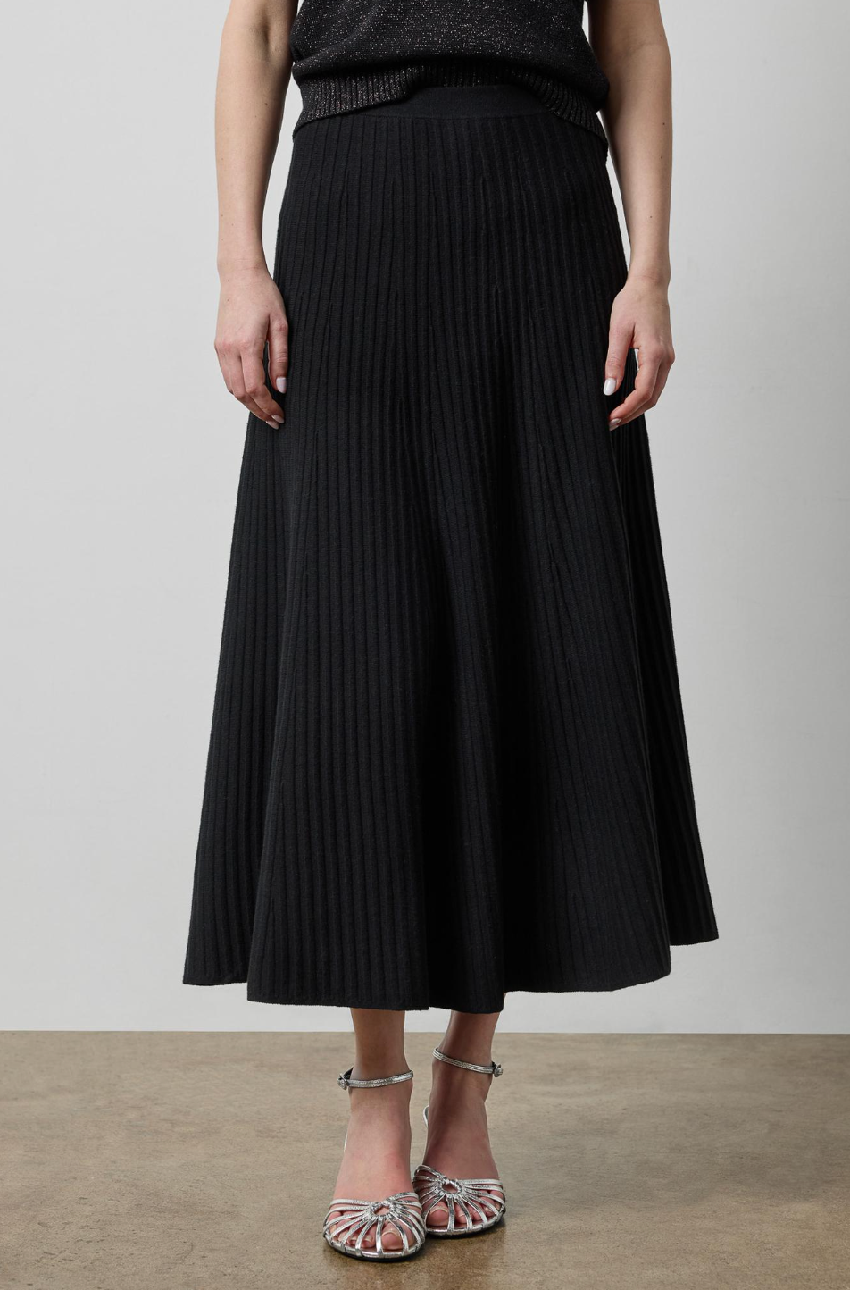 LILLA P KNIT FLARED SKIRT
