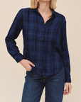 BELLA DAHL EMBROIDERED LONG SLEEVE SHIRT