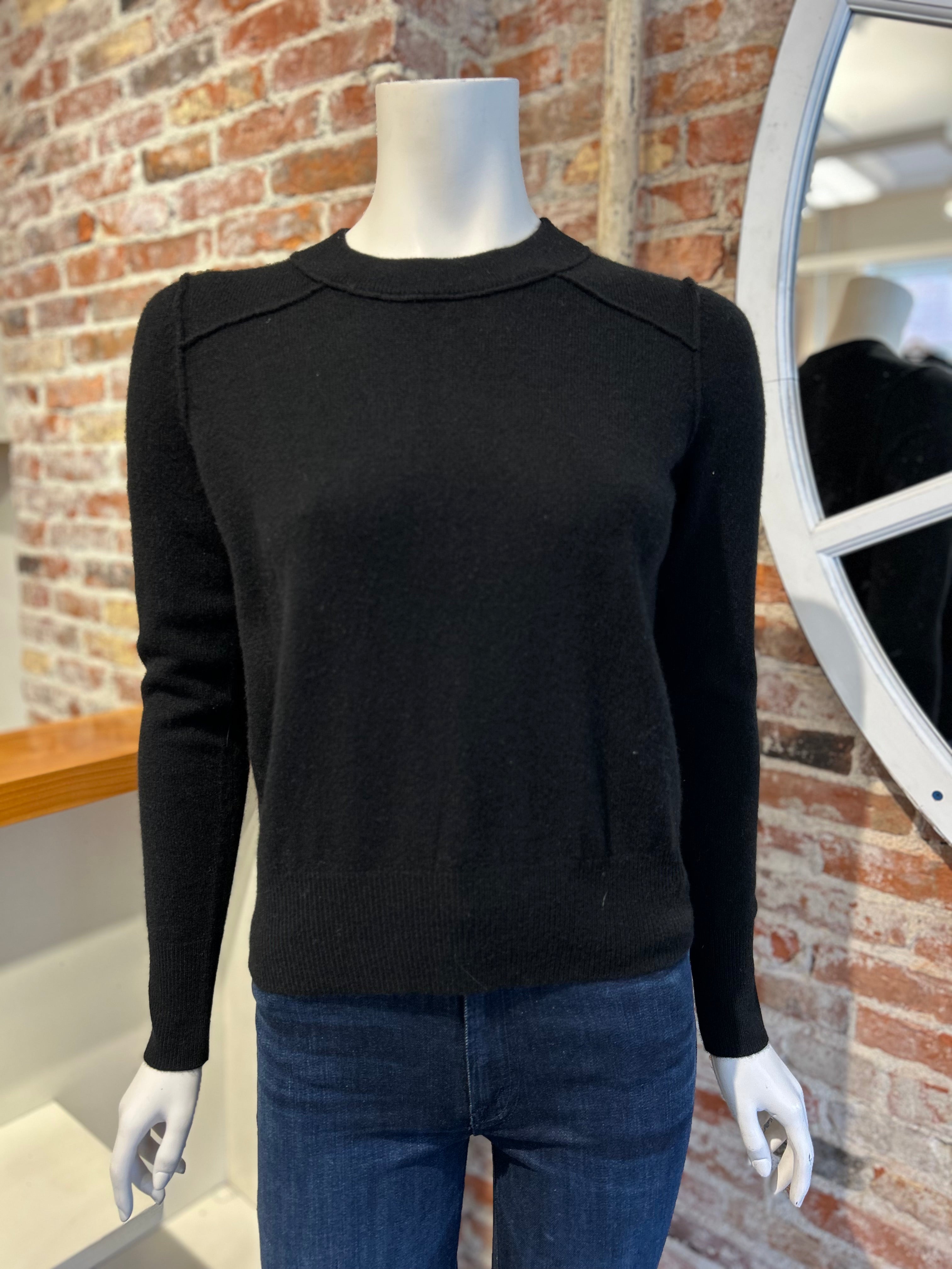 AUTUMN CASHMERE CROPPED CREW W/ REVERSED SEAMS