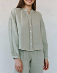 BELLA DAHL MANDARIN COLLAR TRIMMED BUTTON DOWN