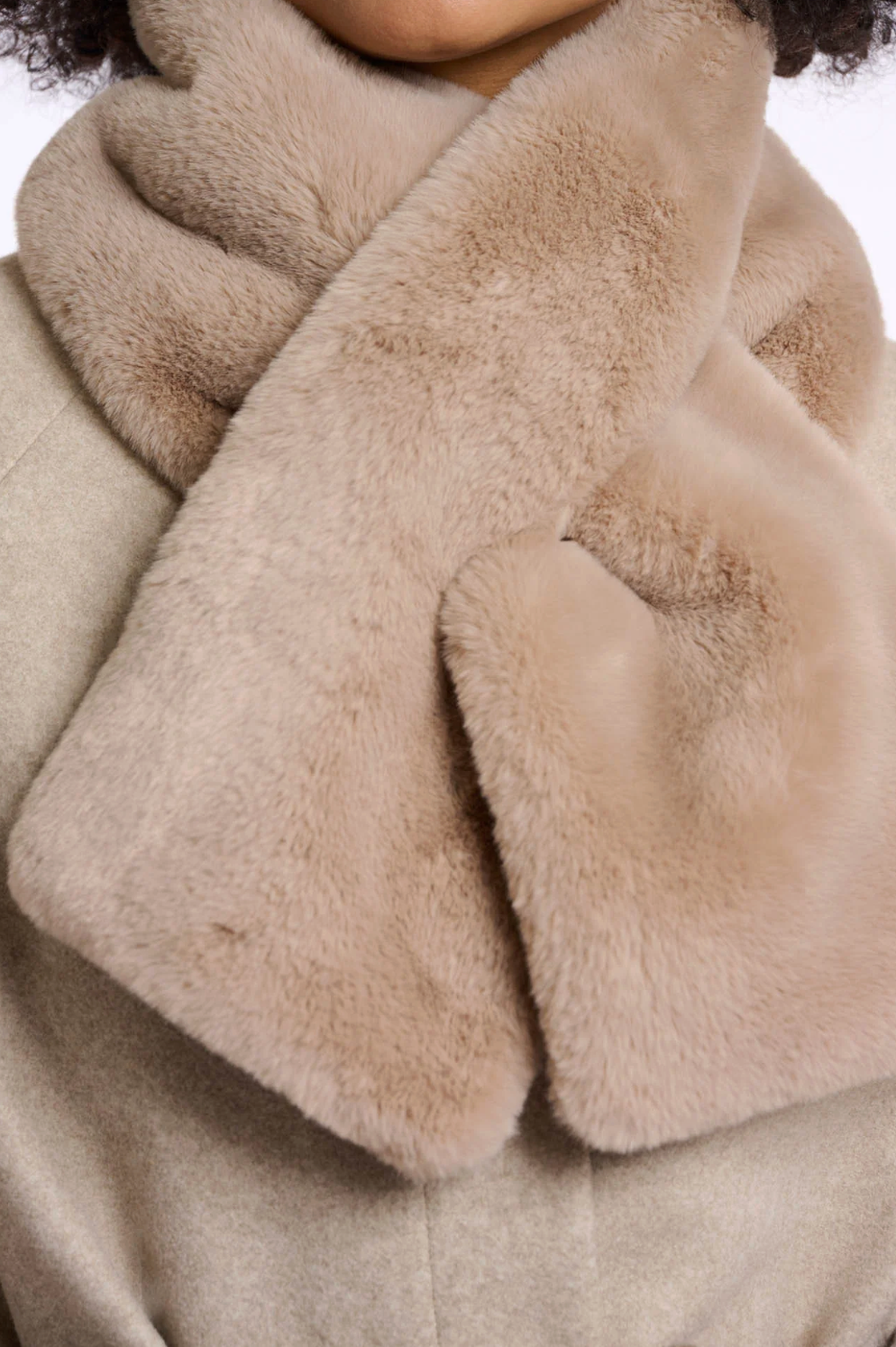 RINO &amp; PELLE STIP FAUX FUR SCARF