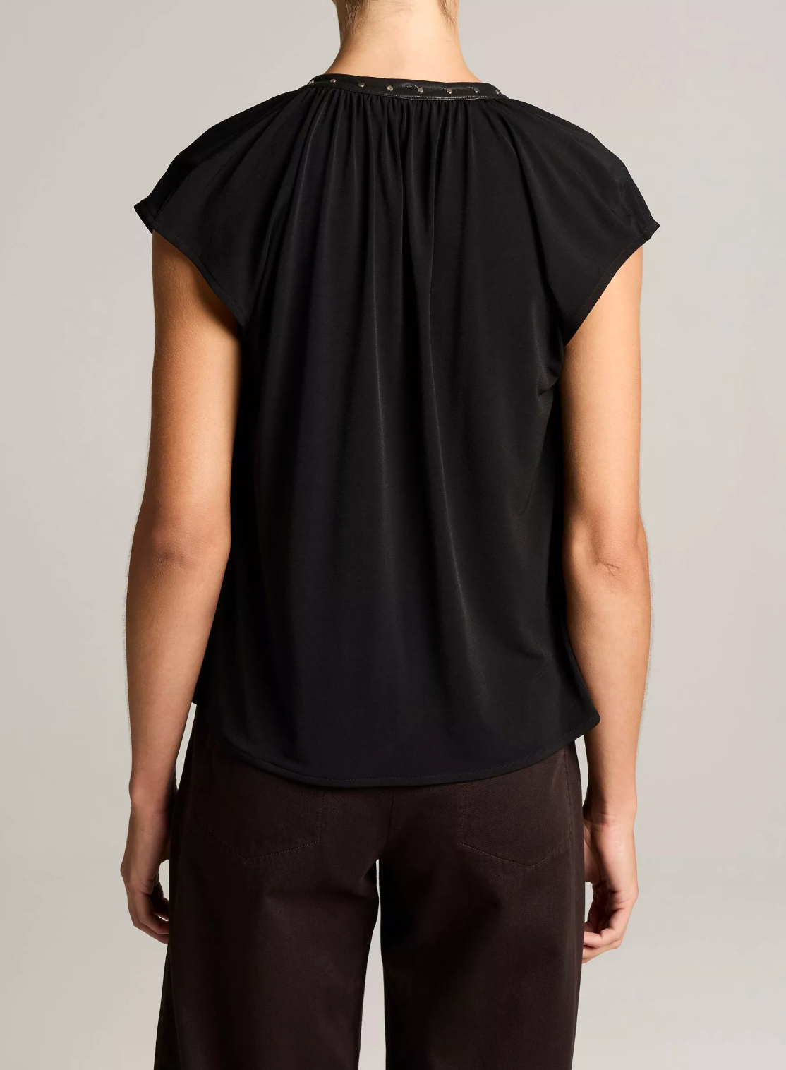 VINCE SLEEVELESS STUD DETAIL TOP