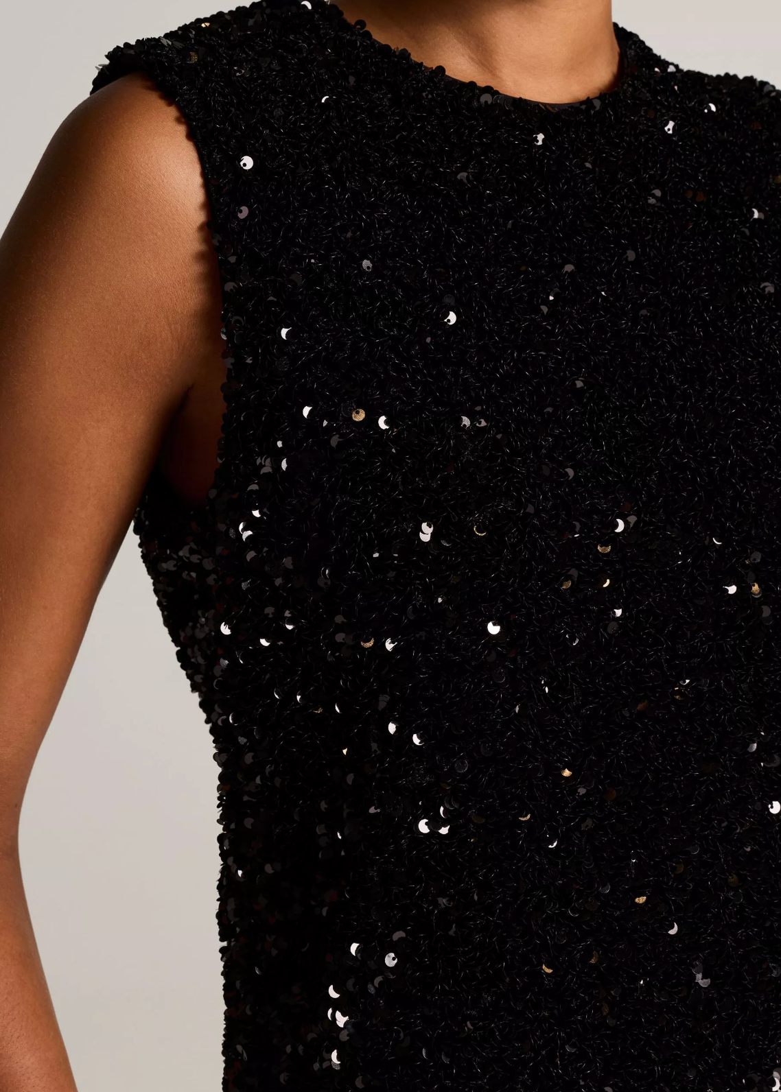 VINCE SEQUINED VELVET SHELL
