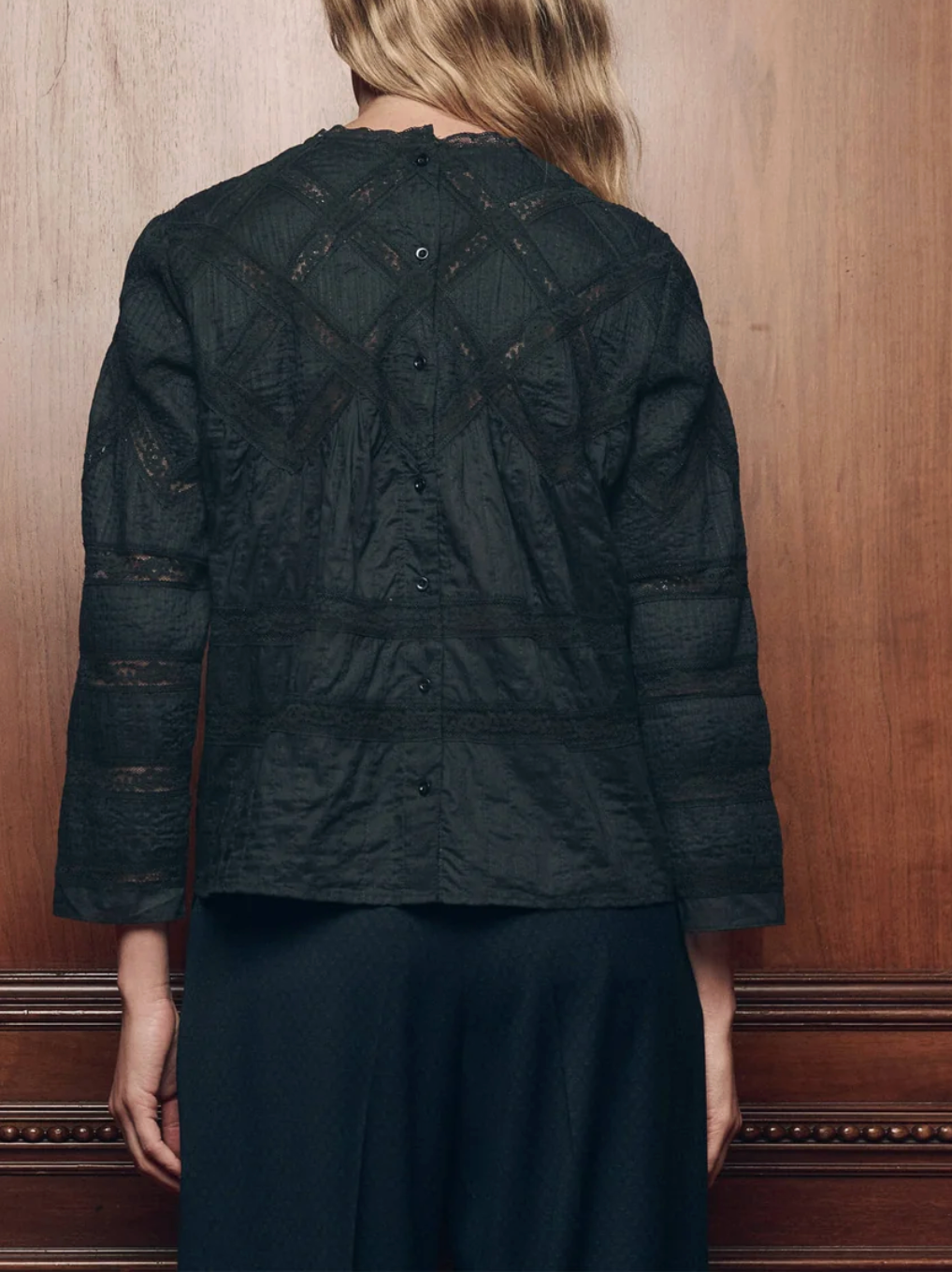 THE GREAT THE LATTICE LACE VICTORIAN TOP