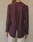 BELLA DAHL SPLIT BACK BUTTON DOWN