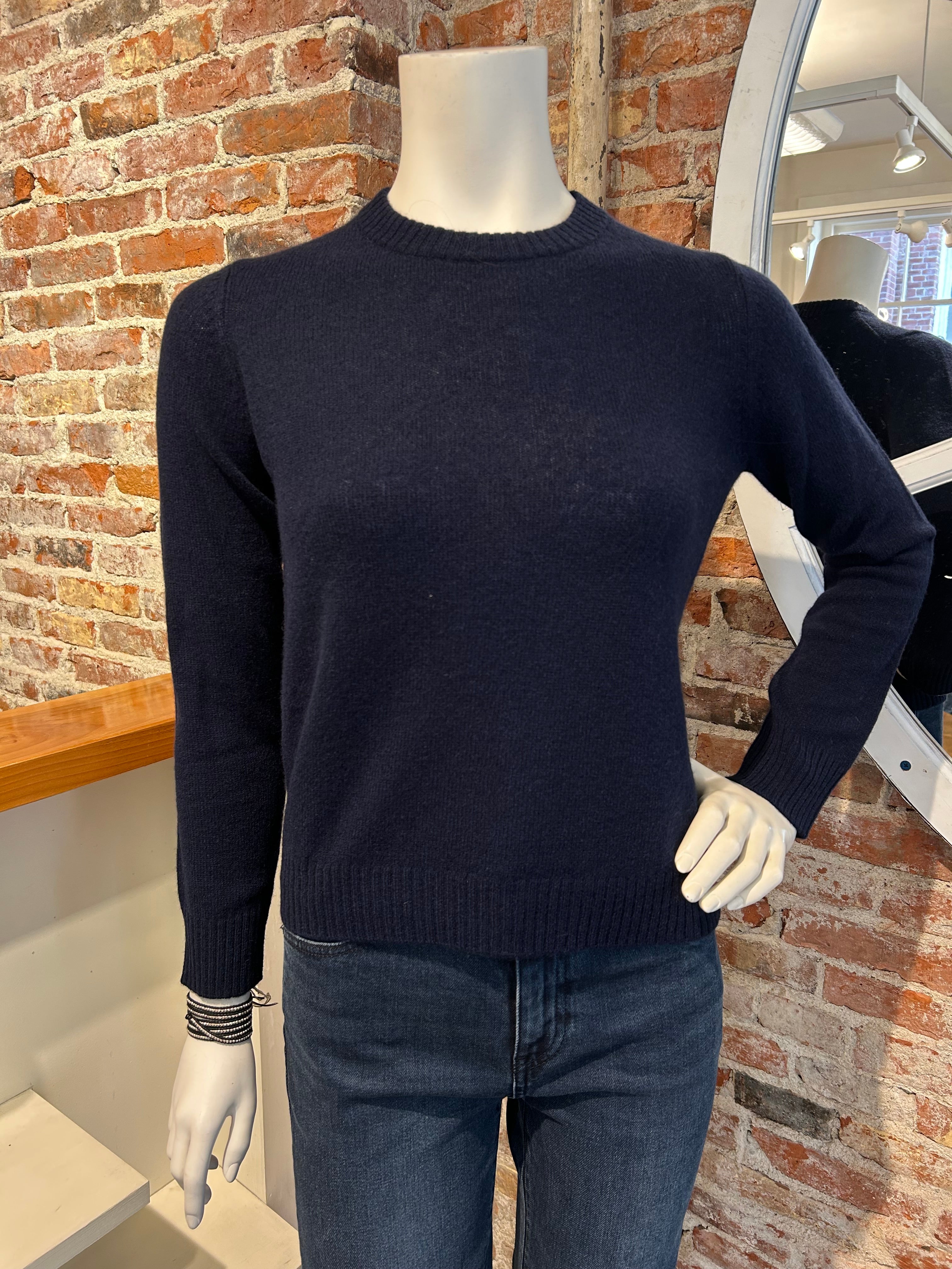 ALASHAN CASHMERE CHLOE SHRUNKEN CREW NECK