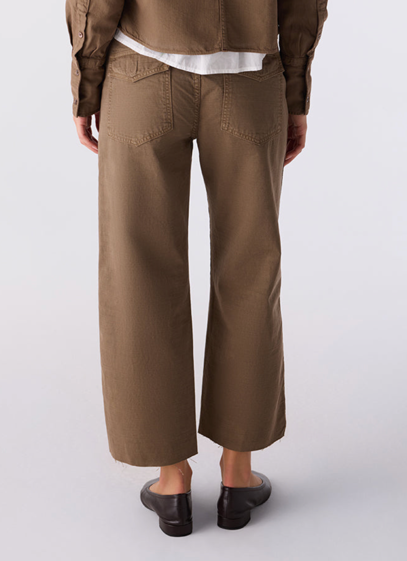 AMO EASY ARMY SLOUCH CROP