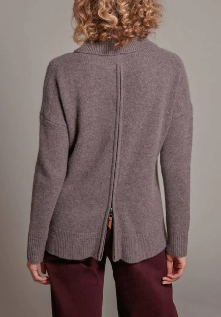 ALASHAN CASHMERE BACK ZIP TURTLENECK