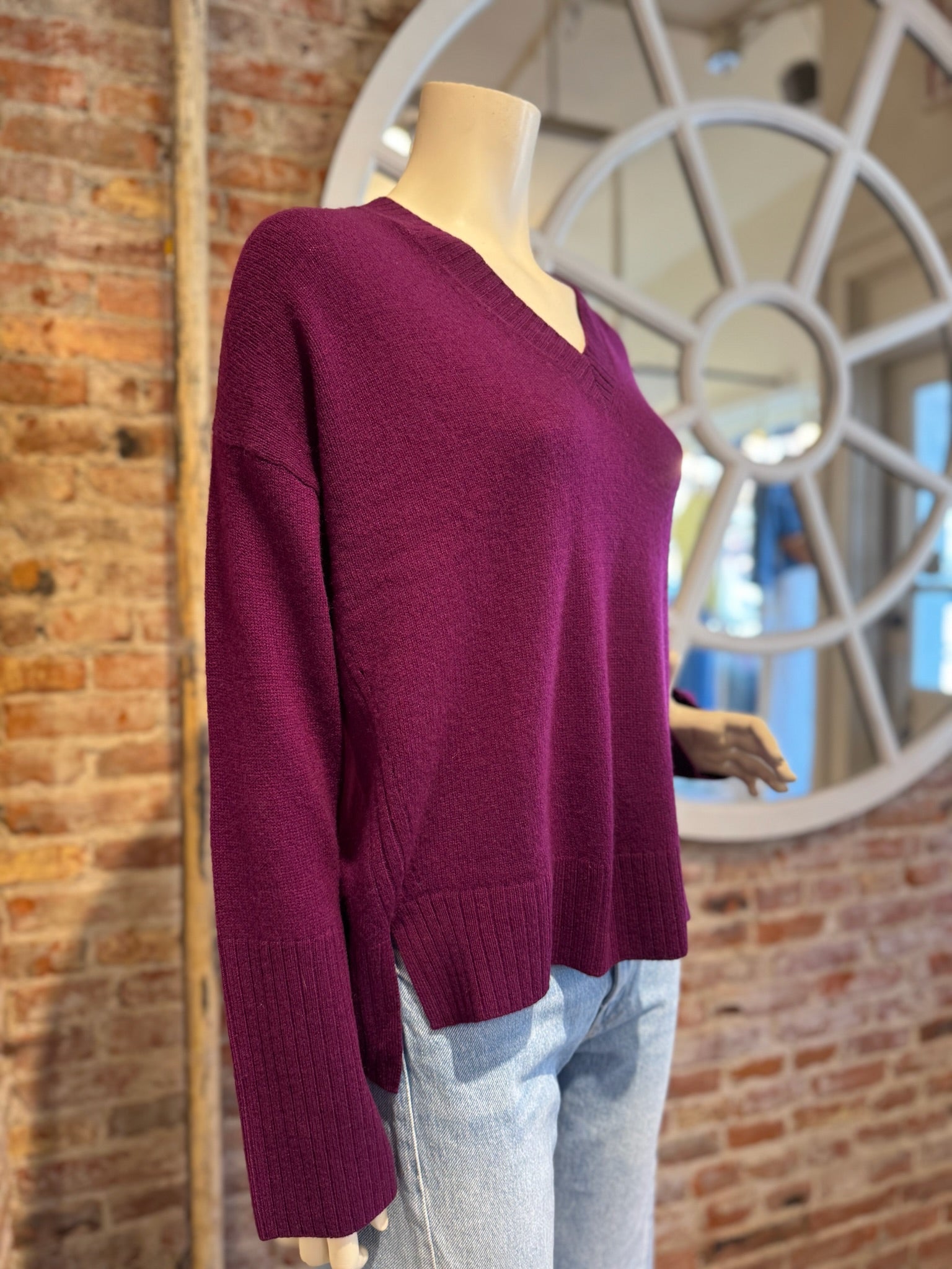 ALASHAN CASHMERE DEVIN HI LOW V NECK