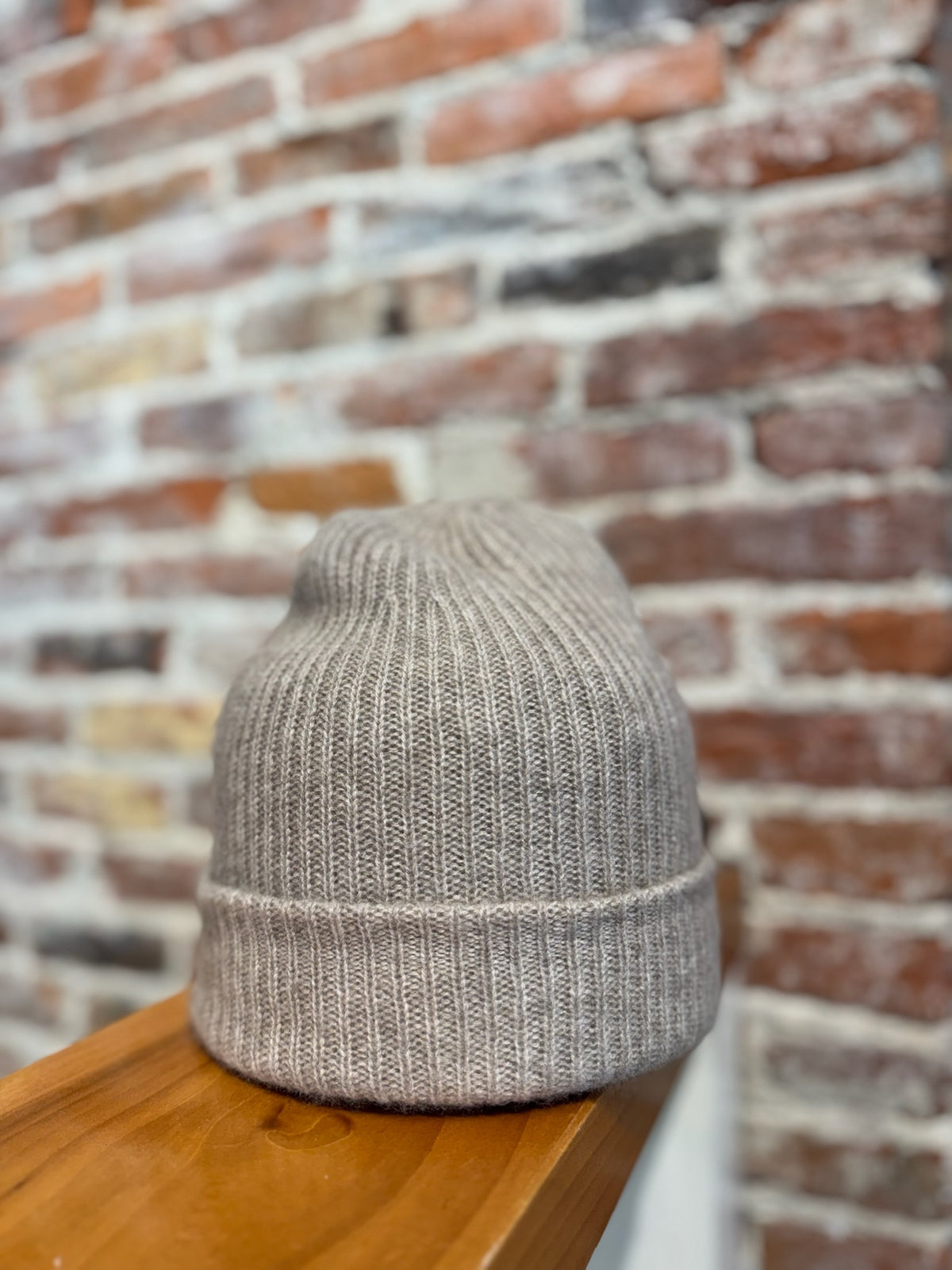 WHITE &amp; WARREN CASHMERE PLUSH RIB BEANIE