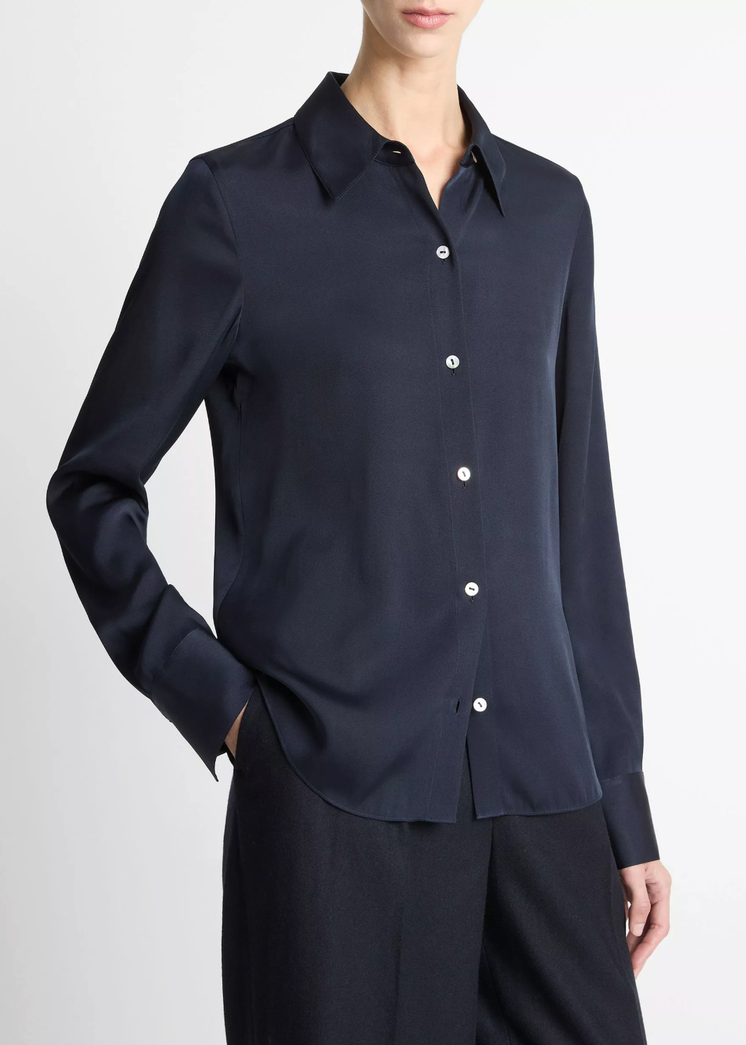 VINCE SILK-BLEND SLIM BUTTON-FRONT BLOUSE