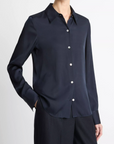 VINCE SILK-BLEND SLIM BUTTON-FRONT BLOUSE