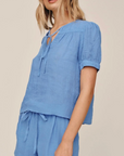 BELLA DAHL SHORT SLEEVE FLOWY PULLOVER TOP