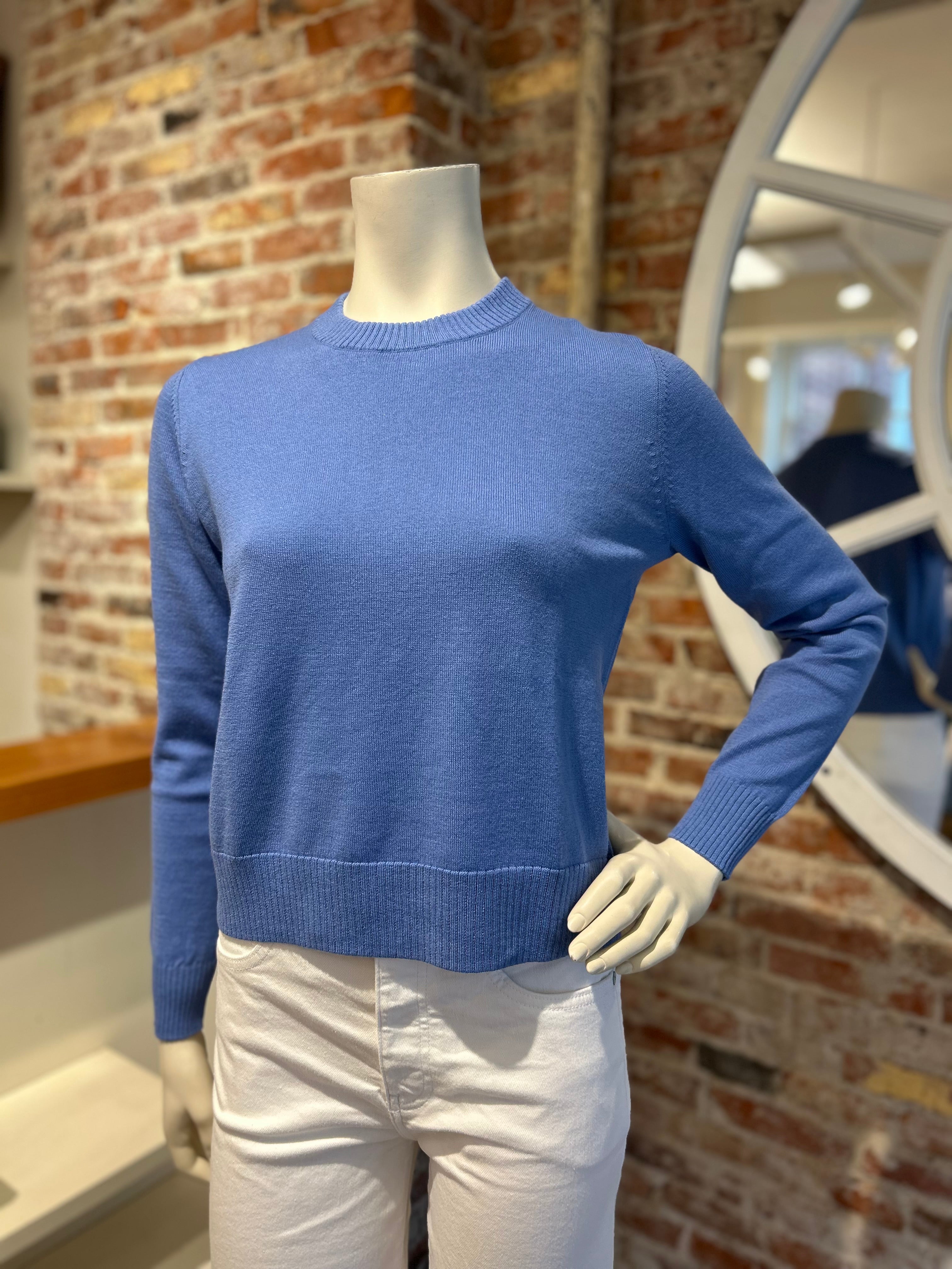 ALASHAN COTTON CASHMERE STACY SHRUNKEN CREW NECK