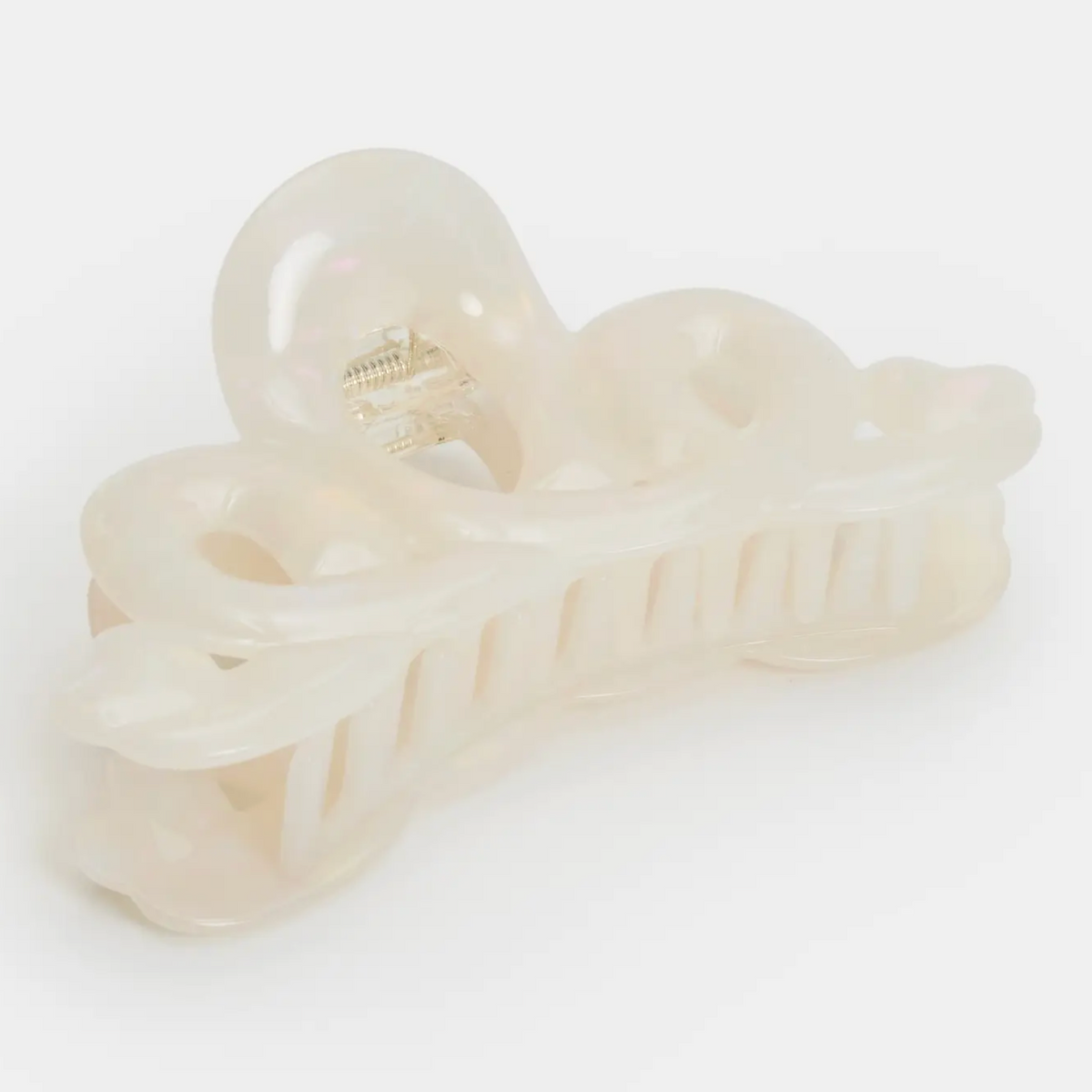 CHUNKS LARGE HEART LOOP CLAW