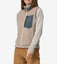 Load image into Gallery viewer, PATAGONIA CLASSIC RETRO-X VEST
